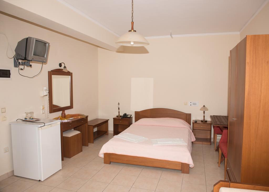 Morfoula Aparthotel Vatera Quarto foto