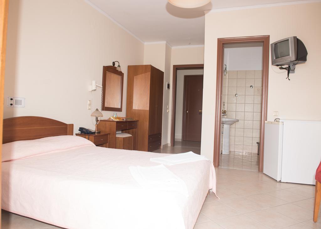 Morfoula Aparthotel Vatera Quarto foto